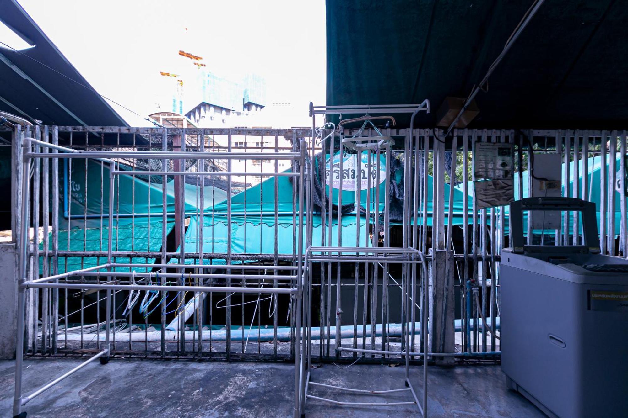Freesia Saladaeng Silom Apartments Bangkok Exterior foto